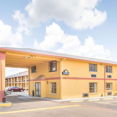 Days Inn & Suites By Wyndham Marshall Zewnętrze zdjęcie